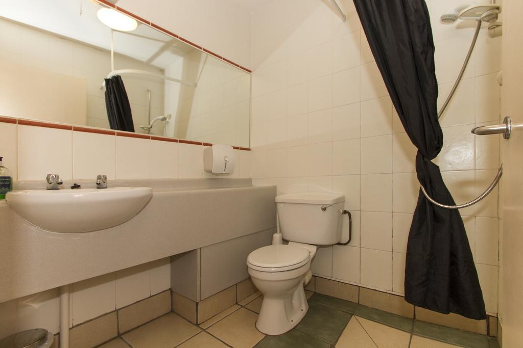 Killary Adventure Centre Hotel Leenaun Bilik gambar